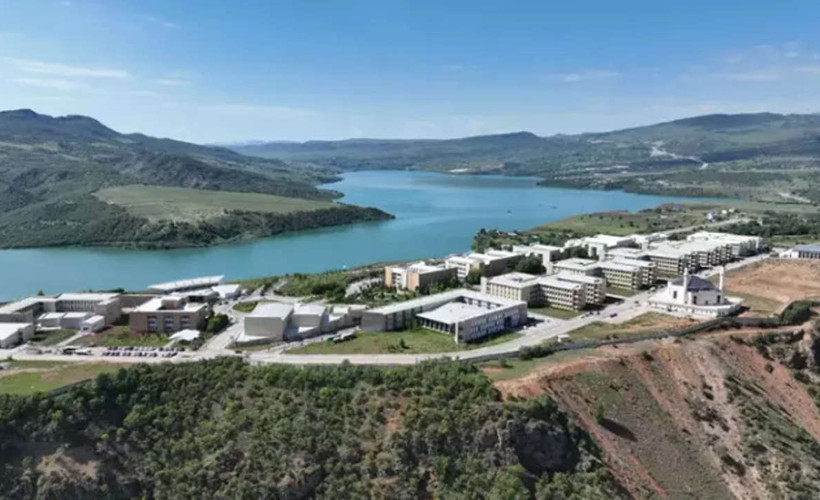 Dersim'de lojmanlara yüzde 600'e varan zam, akademisyenlerle rektörü mahkemelik etti