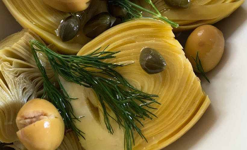 1 yıl boyunca enginarı böyle saklamak mümkün. Bozulmuyor ve erimiyor