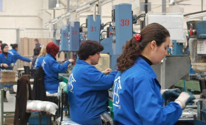 Çalışan anneye 12 ay boyunca 325 euro destek ödemesi ağustosta başlayacak