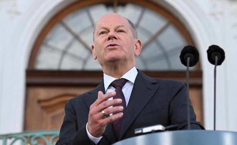 Olaf Scholz açıkladı: Almanya, Afgan göçmenlere karşı kuralları sıkılaştıracak