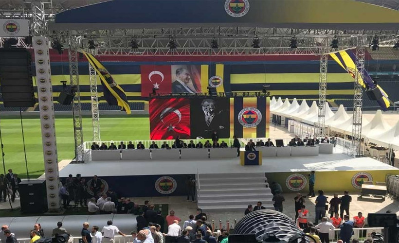 Fenerbahçe kongresinde gerginlik: Aziz Yıldırım stadı terk etti