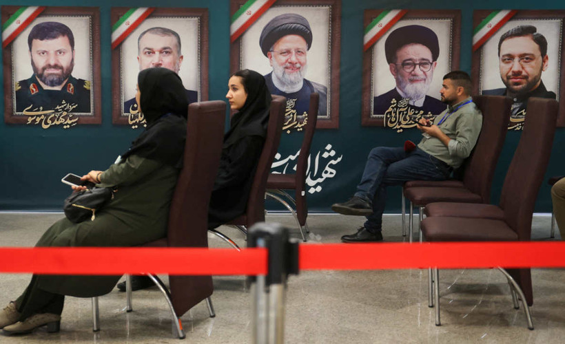 İran'da cumhurbaşkanı adayları netleşti, sadece bir reformcuya izin çıktı