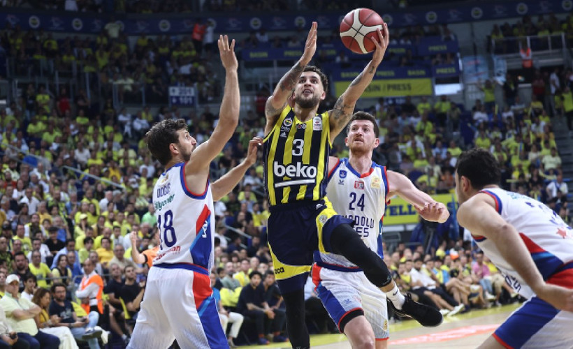 Fenerbahçe Beko, final serisinin 4'üncü maçında Anadolu Efes'i ağırlayacak