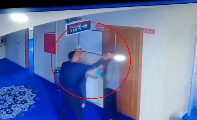 Şırnak'ta Kuran kursunda biri çocuk, iki kişiye tokat atan imam açığa alındı