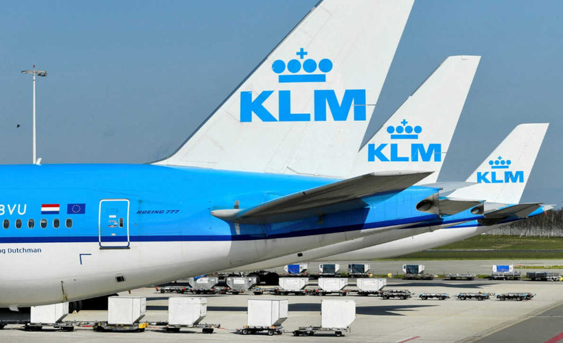 KLM uçağı havada alarm verdi: Schiphol'e geri döndü