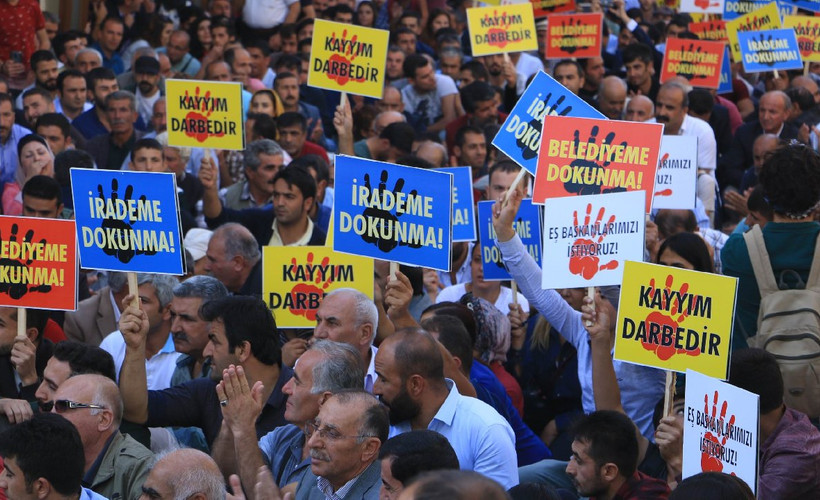 İstanbul'da kayyıma karşı miting için 39 ilçeden araç kaldırılacak
