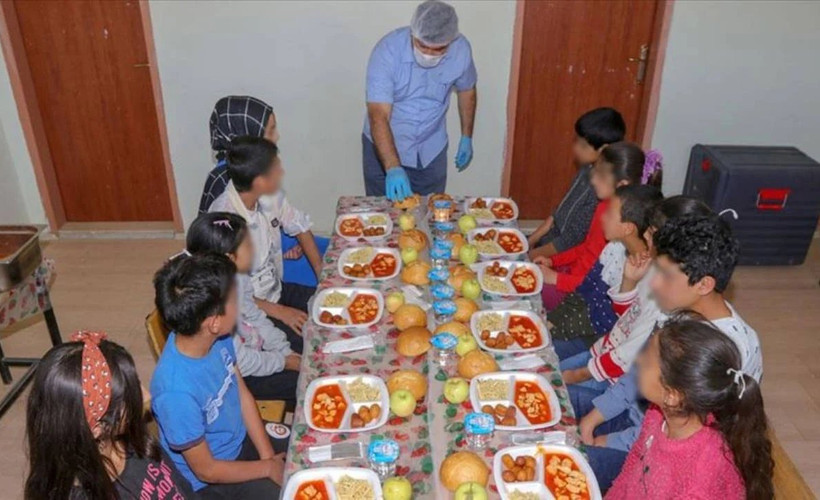 Çocukların yemeğinden 'kıstılar': Yemek verilen öğrenci sayısı 166 bin azaldı
