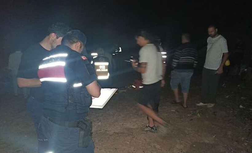 Gece denize girdi, parçalanmış cesedi bulundu