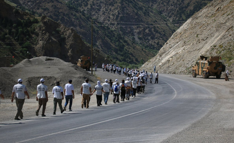 'İradeye Saygı Yürüyüşü' Hakkari'ye yaklaştı