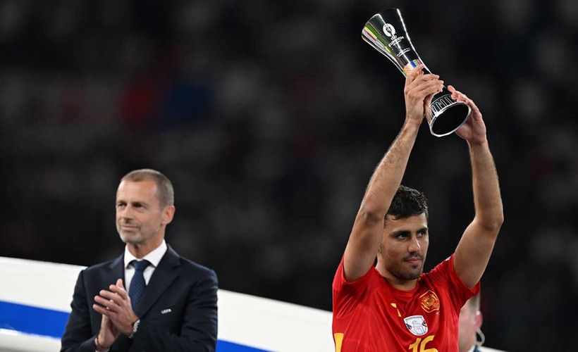 EURO 2024'ün en iyi futbolcusu Rodri seçildi