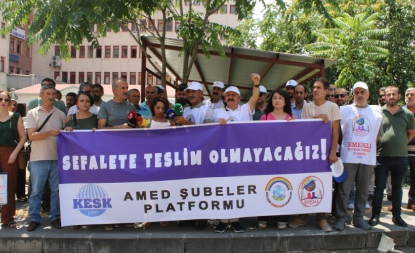 Kamu çalışanları ve emekliler birçok ilde eylemde: 'Sefalete teslim olmayacağız'