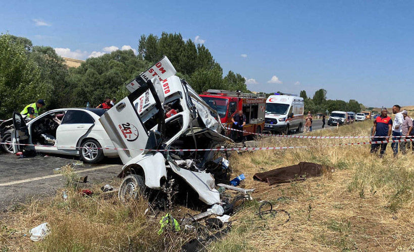 Yozgat'taki trafik kazasında dört kişi öldü