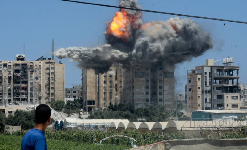 İsrail Gazze'de bombardımanı tırmandırıp onlarca Filistinliyi öldürdü: Batı Şeria'da yerleşimciler yeni saldırı dalgası başlattı