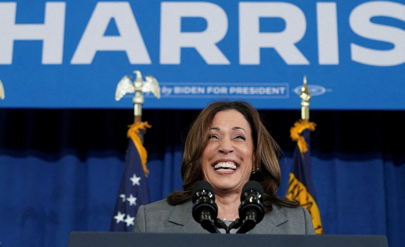 Kamala Harris'e Demokrat Partili siyasetçilerden destek yağdı, Obama çifti sessiz