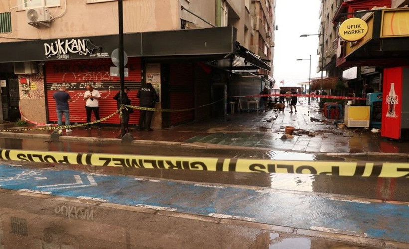 İzmir’de iki kişinin öldüğü elektrik faciasında ifadeler ortaya çıktı: 'Kablo yüzeye yakındı, koruyucu boru kesilmişti'