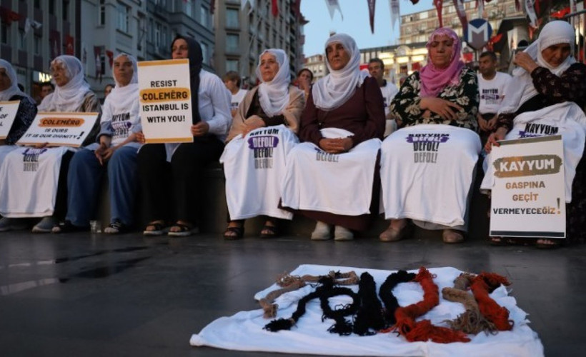 İstanbul'da kayyım nöbeti: Katledilen Êzidîler anıldı