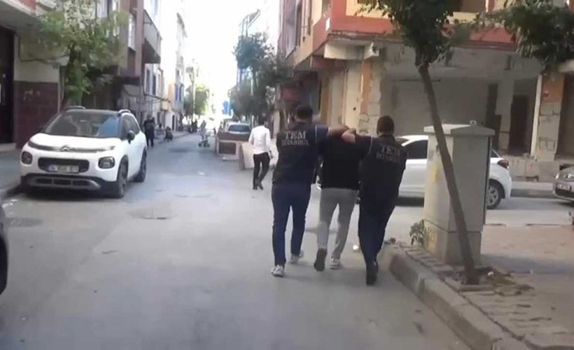 Bombalı saldırı hazırlığındaki IŞİD'li Bağcılar'da yakalandı: Evinden kılıç da çıktı