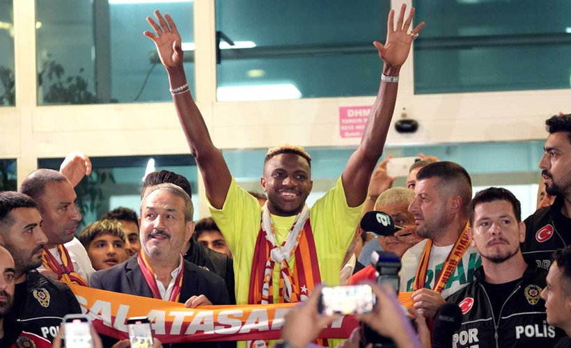 Galatasaray, Osimhen transferini resmen duyurdu