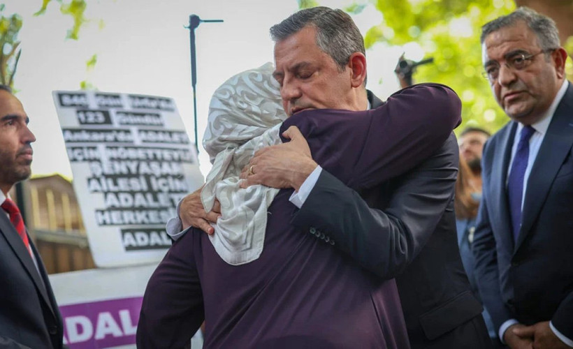 Özgür Özel'den Emine Şenyaşar’a dayanışma telefonu