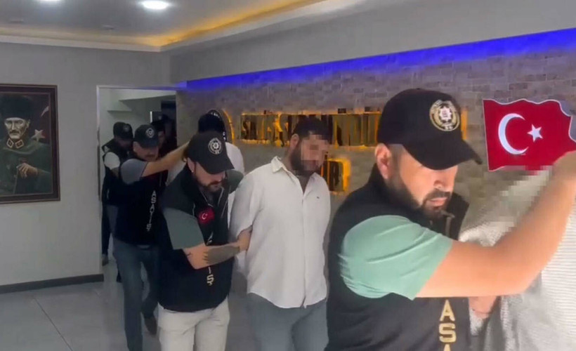 İzmir'de çete operasyonunda dokuz gözaltı