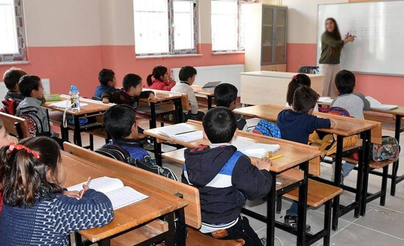 Bilgilendirme yapan öğretmenlere 'dini eğitimi engelleme' cezası