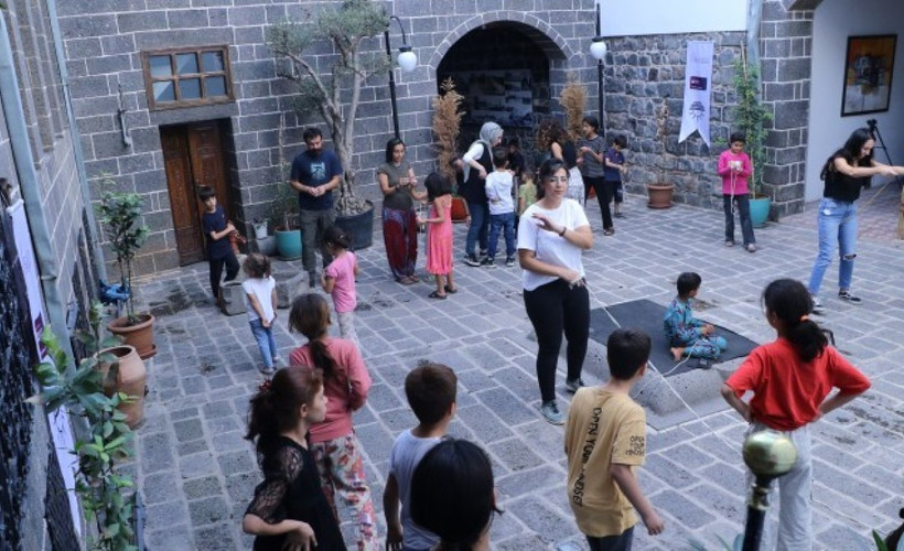 Diyarbakır Surfest, sokak oyunlarıyla devam etti