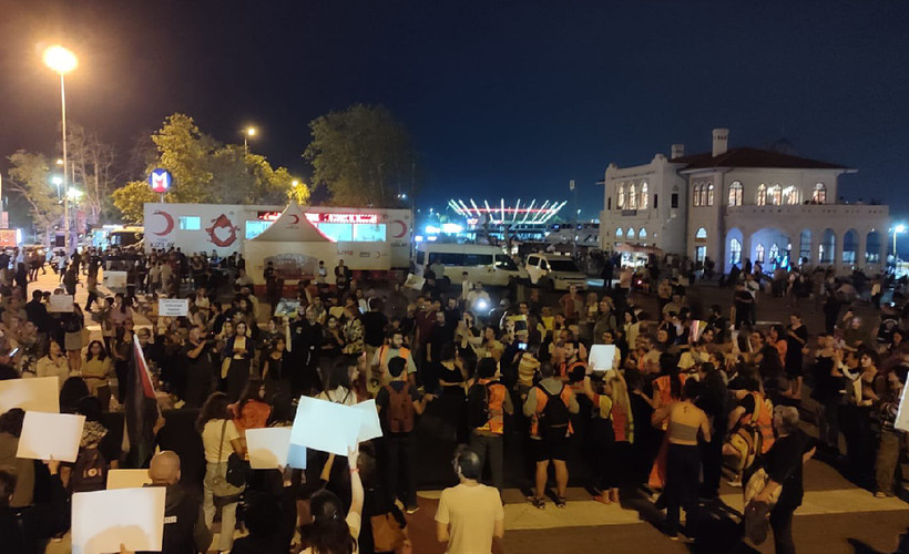 Kadıköy'de Gebze’deki hayvan katliamı protesto edildi