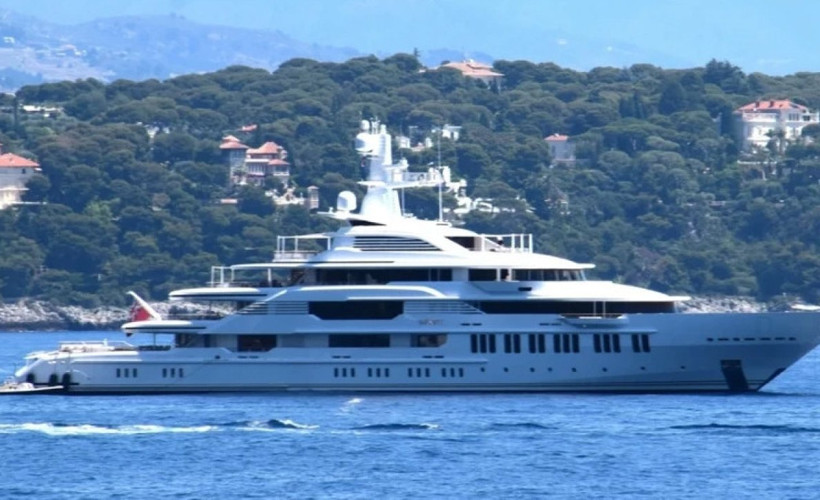 Harry Potter'ın yazarı lüks yatıyla Fethiye'de mavi tura çıktı