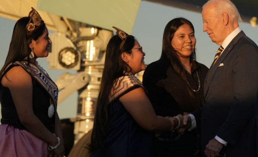 Biden, Amerikan yerlisi çocukların asimilesi nedeniyle özür diledi