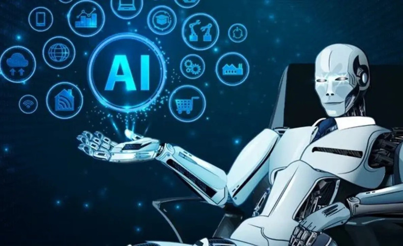 Gazetecileri işten çıkarıp yapay zeka sunucularını kullanan radyo kanalından tepkilerin ardından geri adım