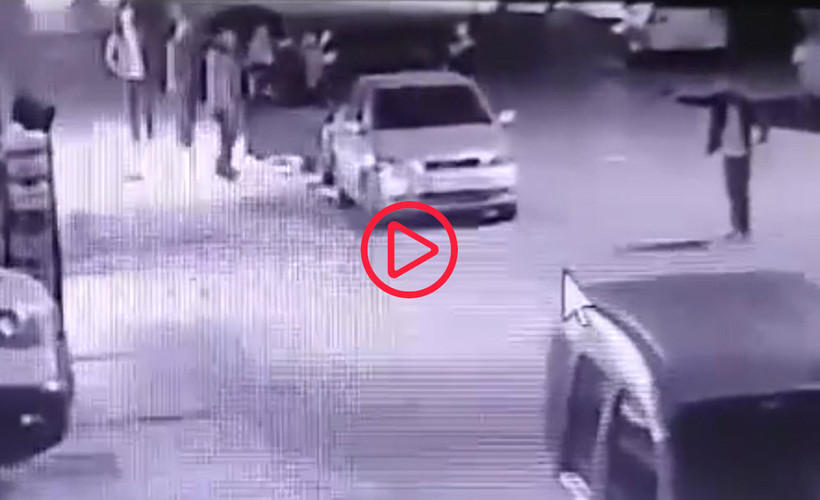 Bir polisin öldüğü markete silahlı saldırının kamera görüntüsü ortaya çıktı