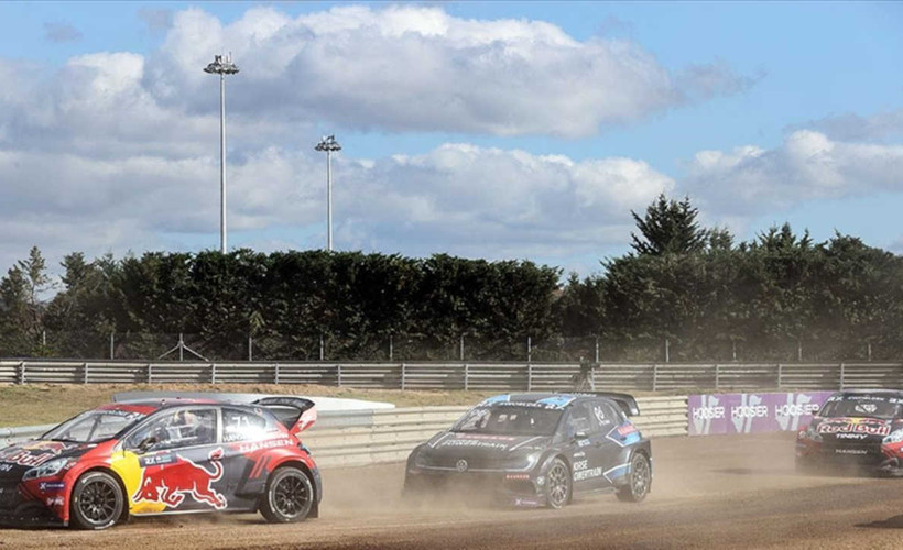 Dünya Rallikros Şampiyonası'nda Johan Kristoffersson zafere ulaştı