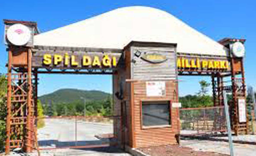 Spil Dağı Milli Parkı'na girişler 101 gün sonra açıldı