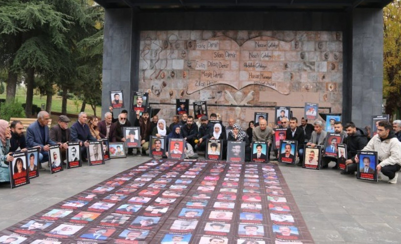 Kayıp yakınları üç kentten seslendi: 'Onurlu barış için geçmişle yüzleşmek gerekiyor'