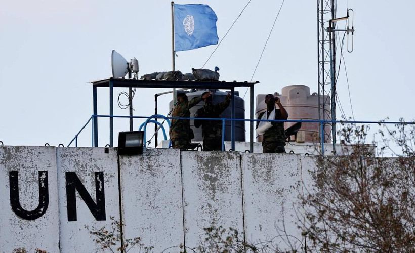 Lübnan'da UNIFIL üssüne roket isabet etti: Dört İtalyan askeri yaralandı