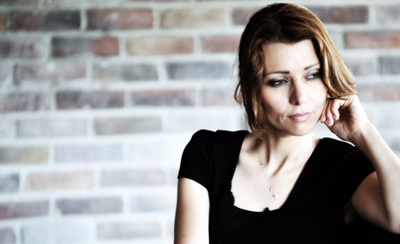 Elif Şafak: Ben değil AKP değişti