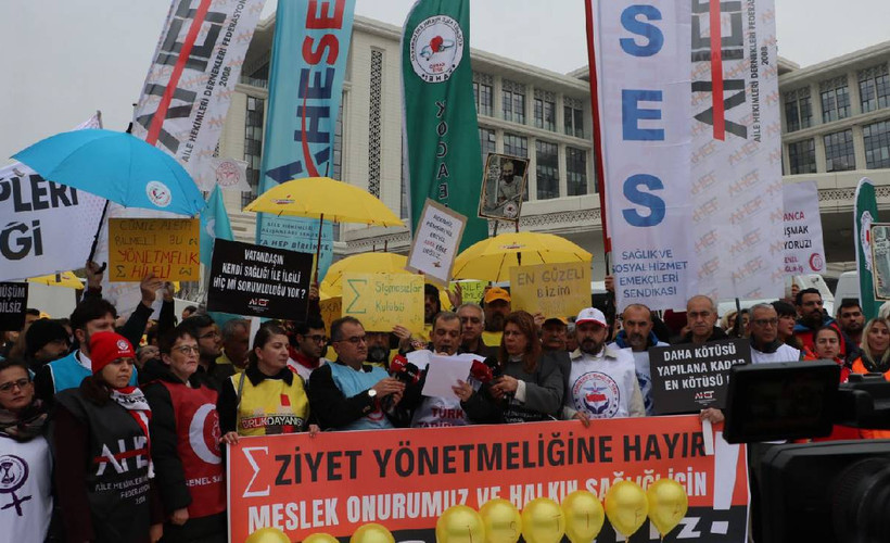 Hekimlerden Sağlık Bakanlığı önünde eylem: Hekimlerin hakları korunmadan sağlık sistemi düzelemez