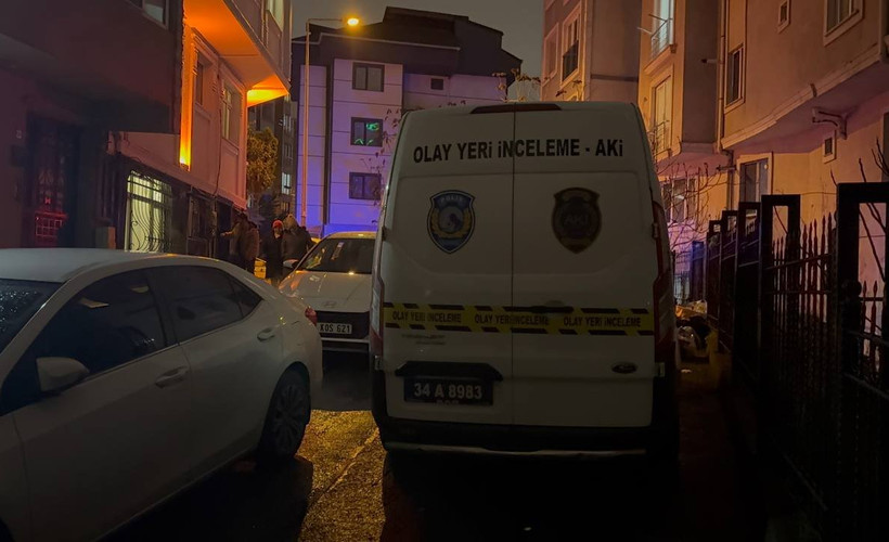 Şişli'de dördüncü kattaki daireden düşen kişi öldü