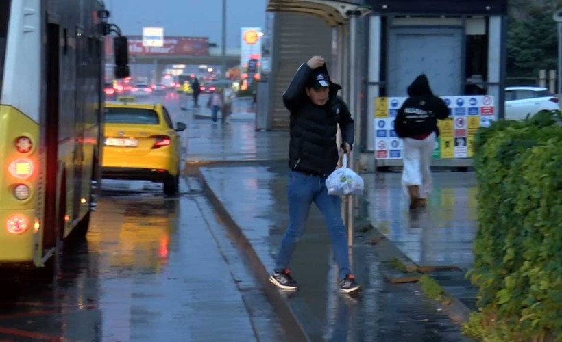 İstanbul'da yağmur etkili oluyor