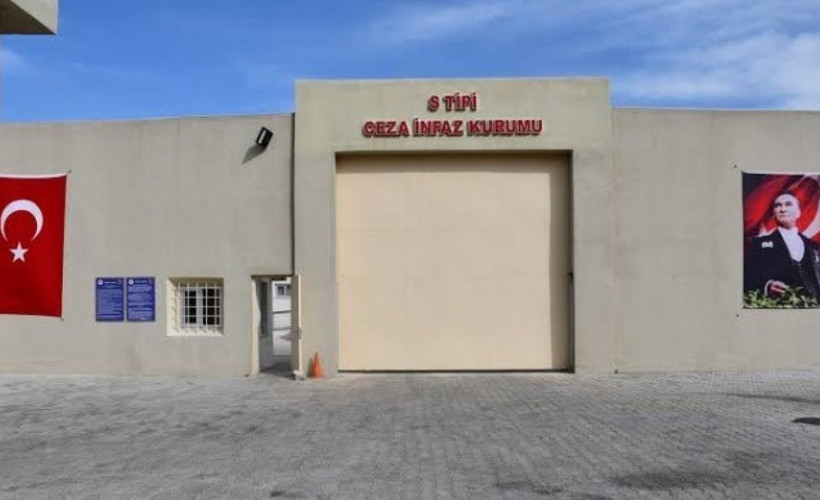 Cezaevinde koğuşlara baskın: Kitap ve özel eşyalara el konuldu