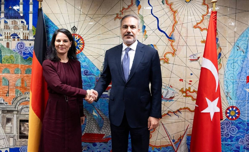 Baerbock: Türkiye'nin meşru güvenlik çıkarları, Suriye'de Kürtlerin yine sürülmesi, yeniden şiddet yaşanmasına neden olmamalı