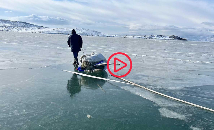 Eskimo usulü balık avı için Çıldır Gölü'ne ilk ağlar atıldı