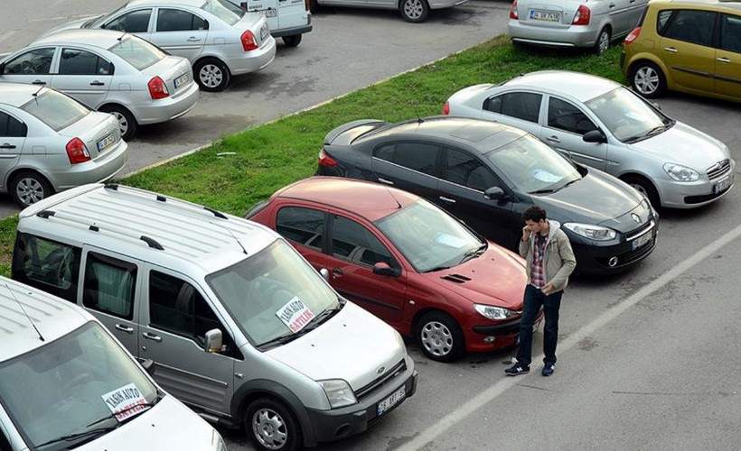 İkinci el araçlara ilişkin '6 ay ve 6 bin kilometre' kuralı uzatıldı