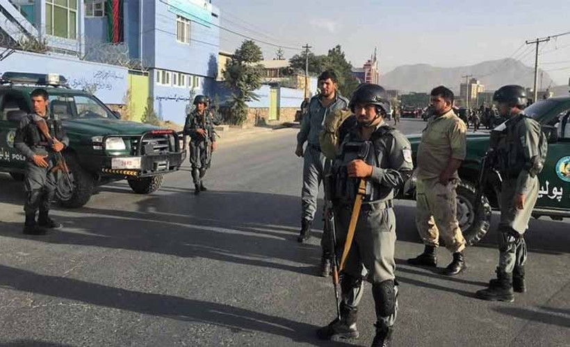 Afganistan'da stadyuma bombalı saldırı