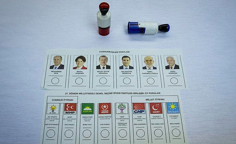 Oy pusulaları görücüye çıktı