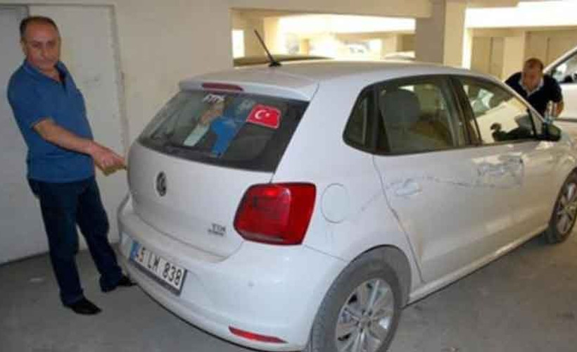 Salihli'de İYİ Partililerin araçları çizildi