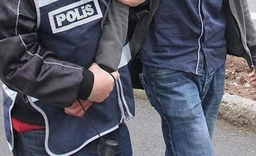 AKP mitingini protesto eden öğrenciler gözaltına alındı