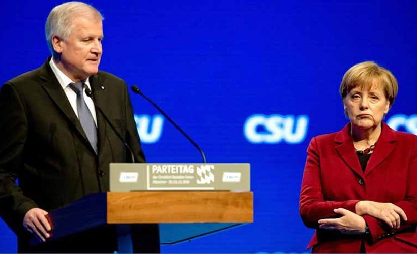 Merkel hükümetinde mülteci çatlağı