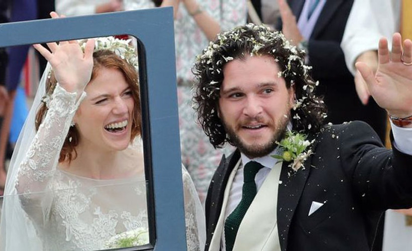 Ve Jon Snow evlendi