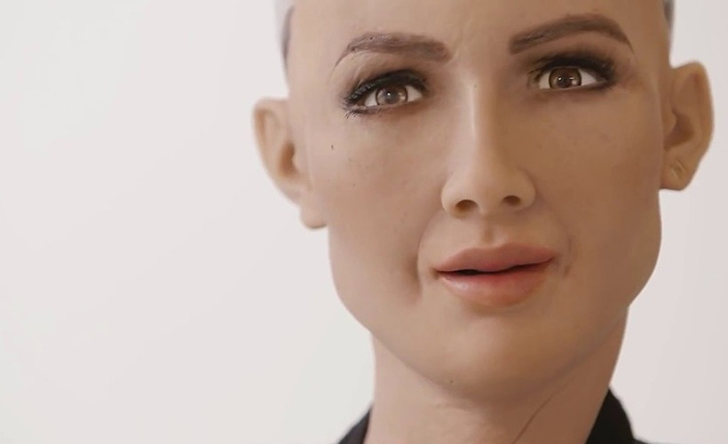 Robot Sophia başbakanla akşam yemeği yiyecek